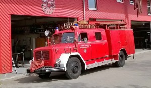Löschfahrzeug LF 16 / TS